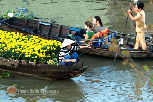 Joining Mekong Delta Tour in Flooding Season