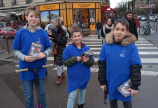 Young members of the Youth for Human Rights chapter of Paris taking responsibility for their role as human rights advocates.