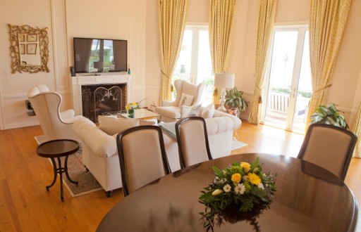 Elbow Beach Bermuda Resort & Spa, a Luxury Bermuda Hotel, Welcomes the Last of the Summer Visitors