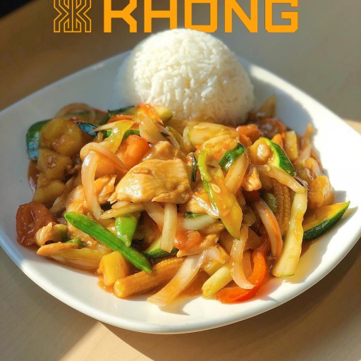 Adam Civalier Reveals His Top Three Dishes as He Discusses Passion for Thai Cuisine