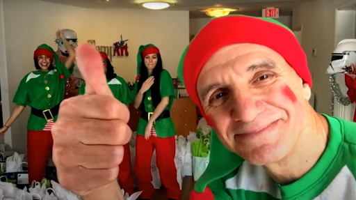 An Innovative Humanitarian Alternative to Holiday Gift Baskets Brings Joy to Ukrainian Refugees