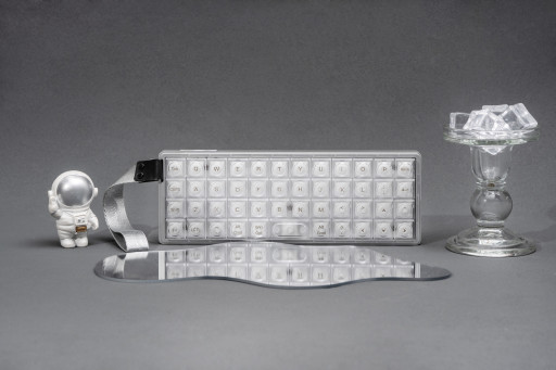 The Epomaker Luma40: The Beauty of Symmetry