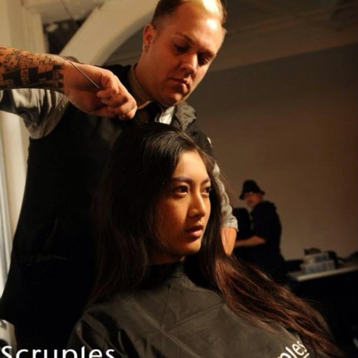 Stylist Returns to Hier and Haines Salon Following Road Gigs Across Fashion Industry