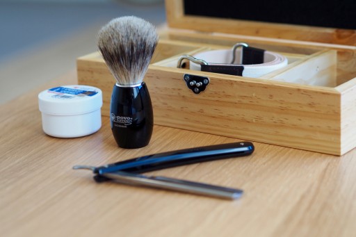 New Product Announcement: Beginner's Cut Throat Razor Kit