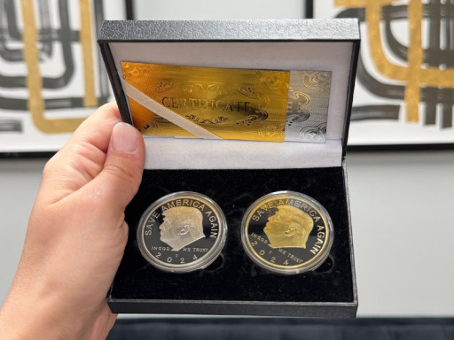 Trump Gold/Silver Case 2025 Reviews: Free Commemorative Coin Set Offer for Collectors (Pay Shipping Only)