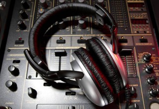 Different Types of Turntables